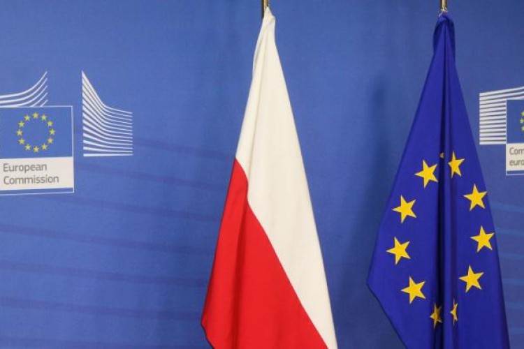 Poľska Vlada Odpoveda Europskej Komisii Konzervativny Dennik