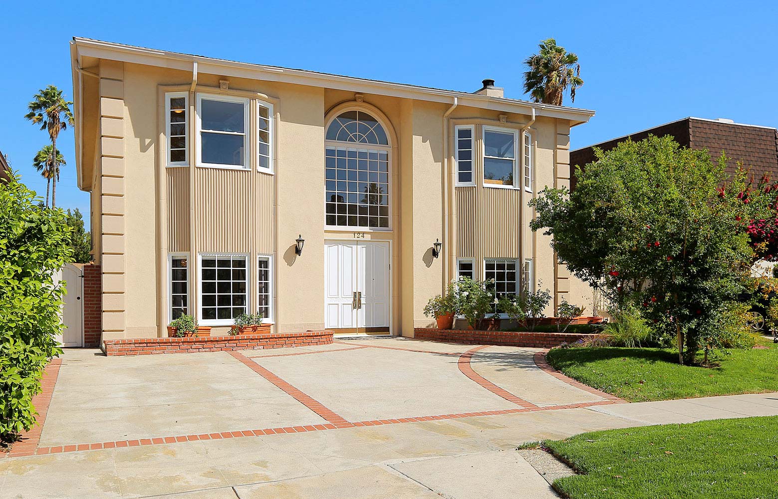 124 North Elm Drive, Beverly Hills