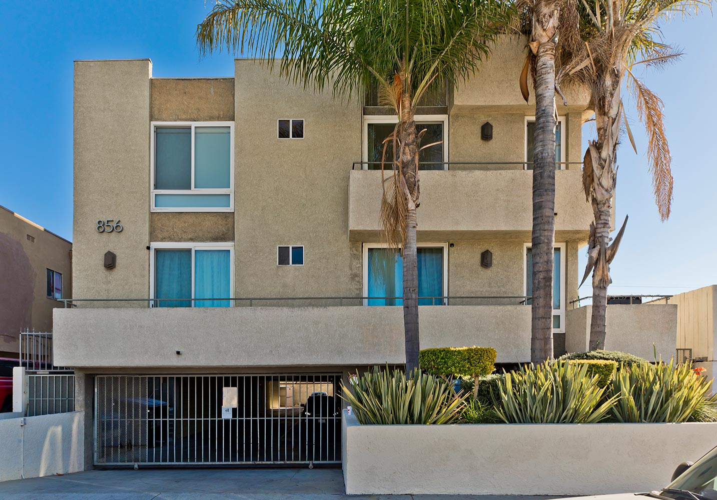 856 North Van Ness Avenue, Unit 8, Los Angeles