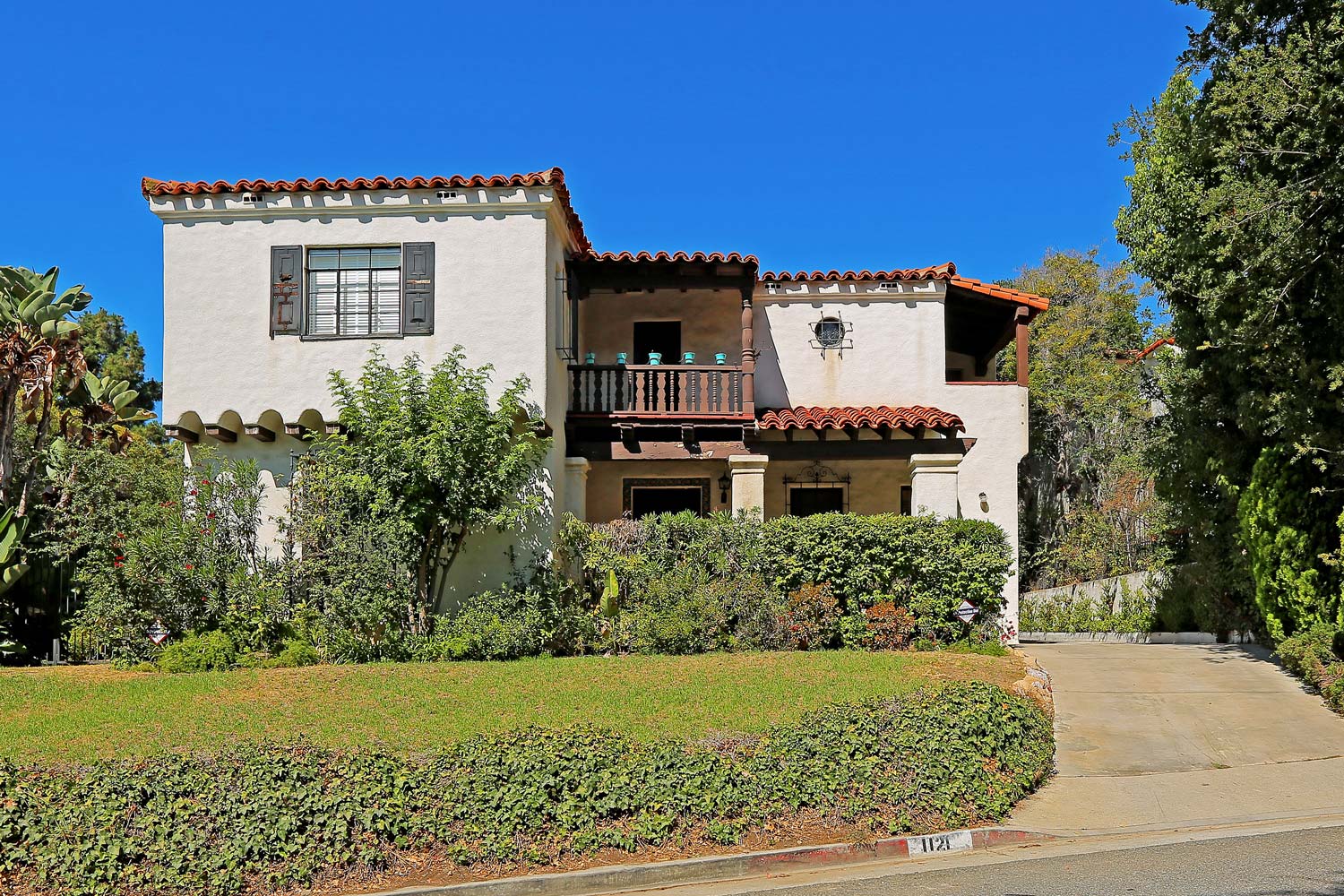 1121 Tower Road, Beverly Hills