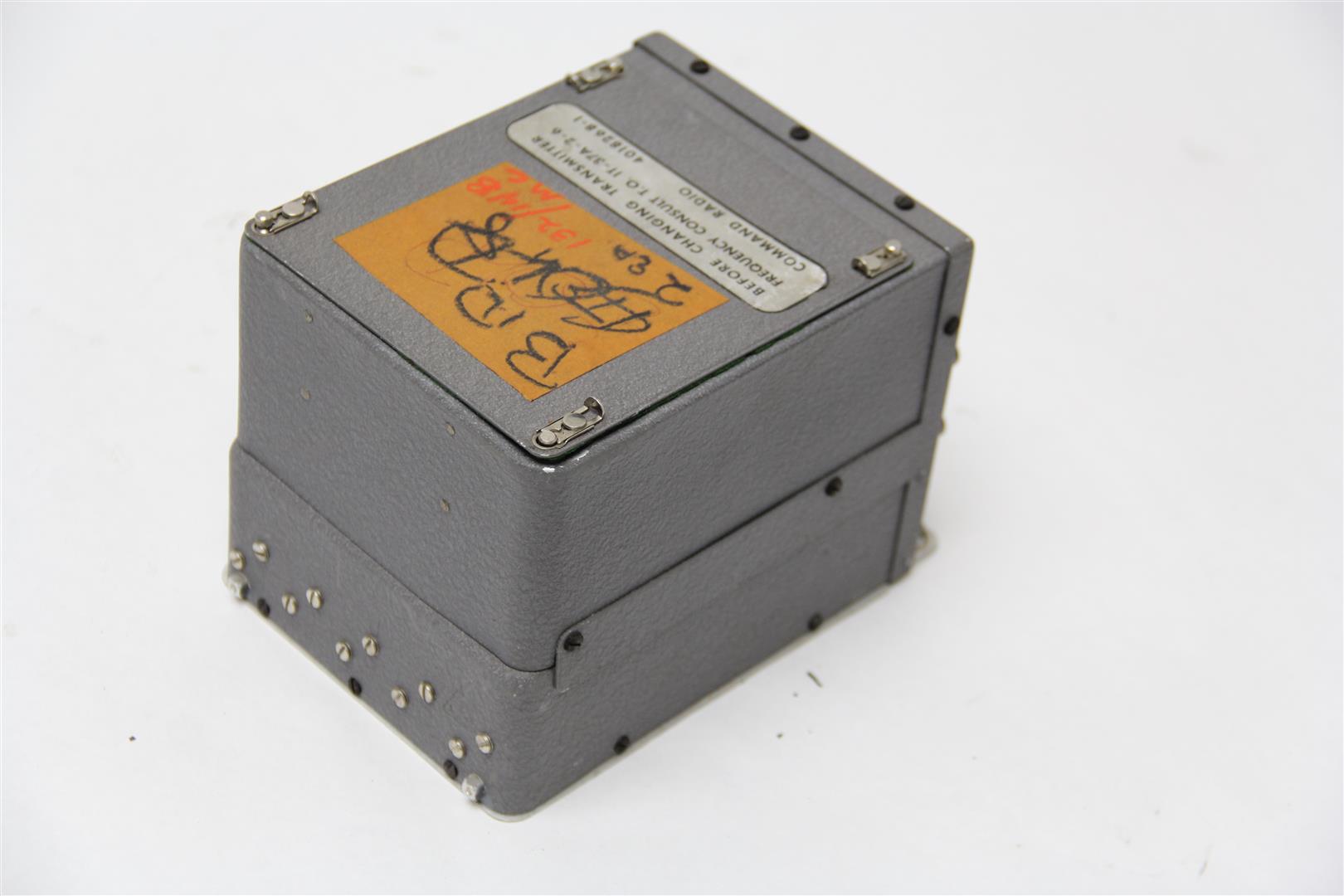 Vtg Military Aircraft Radio Corporation VHF Radio Transmitter Type T