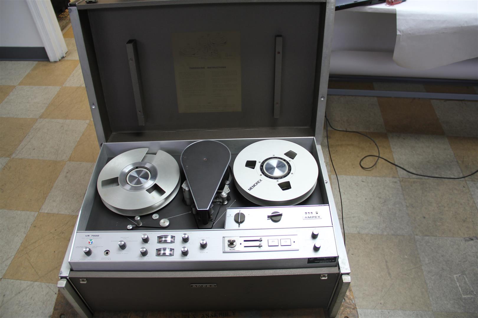 VTG Ampex VR7500 ReelToReel Video Tape Recorder Type A 1 Inch Tape B