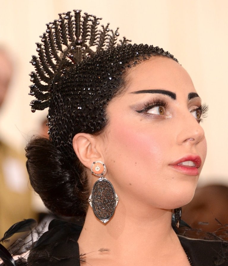 15 Worst Celebrity Hairstyles [You Will Be Shocked