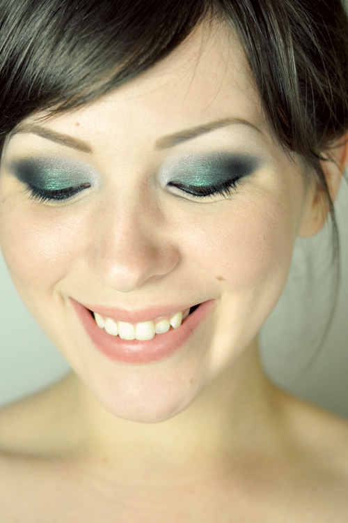 20 Best Graduation Makeup Ideas and Tutorials in 2020