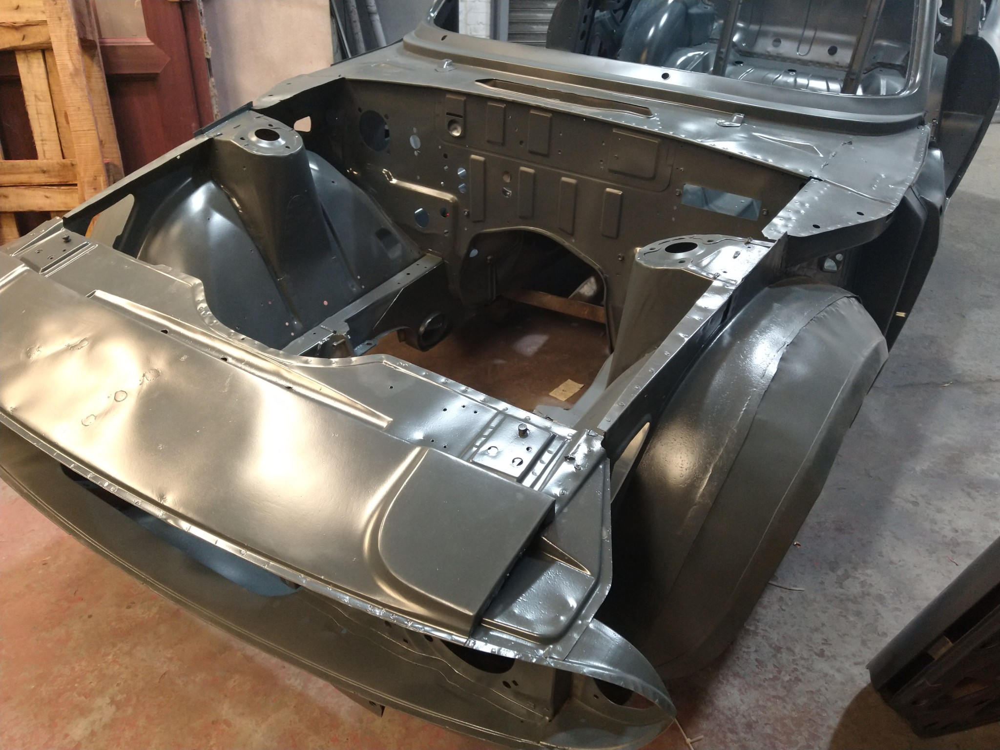 Cleaning Car Body Shells Powder Coated Custom Parts