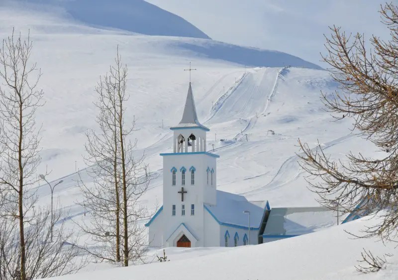 Dalvik Ski Resort Info Guide Dalvik Boggvisstadafjall Troll Peninsula
