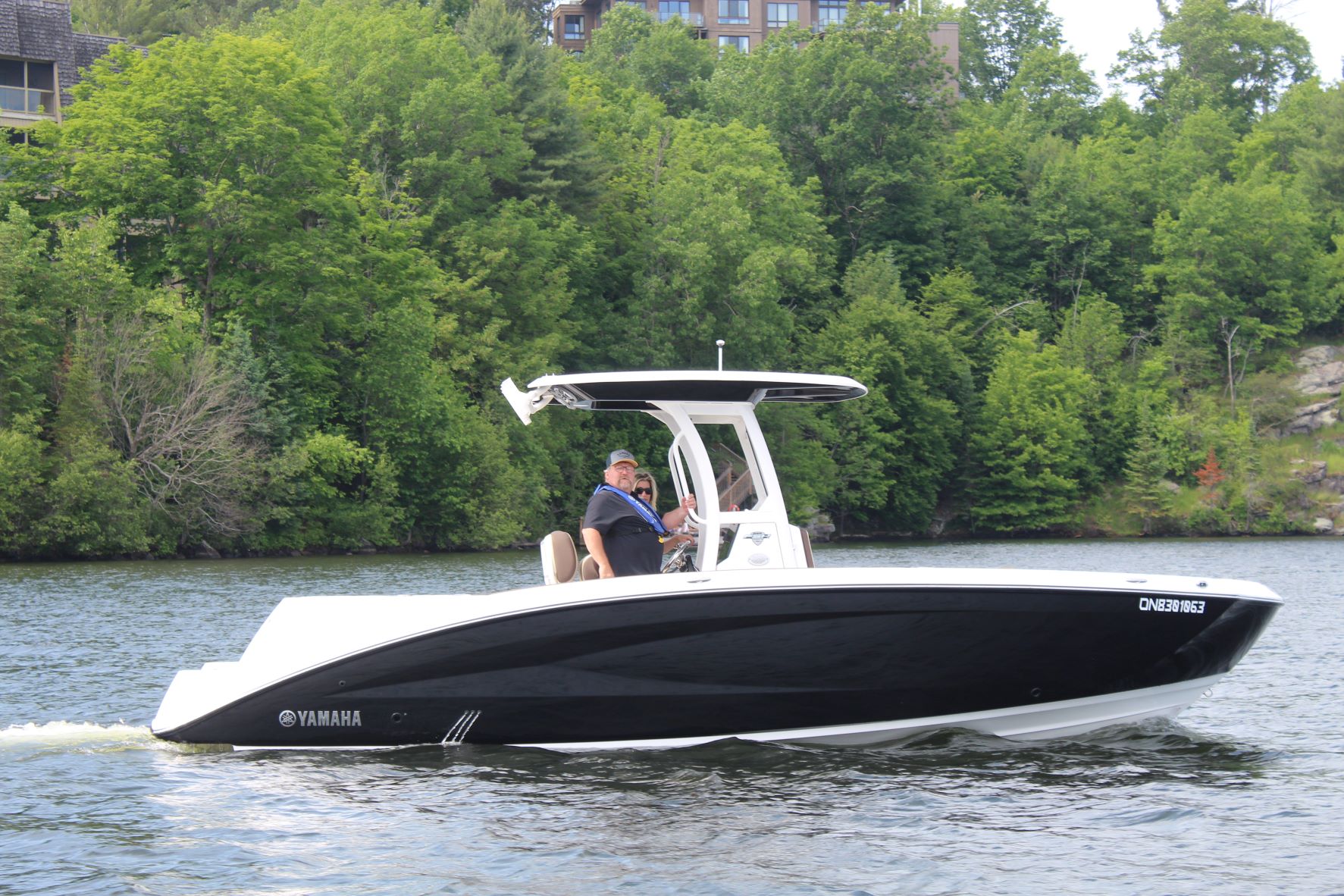 Yamaha 255 FSH Fun for All! Power Boating Magazine