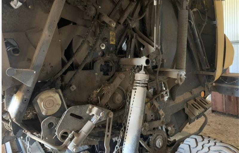 New Holland RollBelt 150 Round Baler, Hay Silage Equip New Holland NSW Power Farming