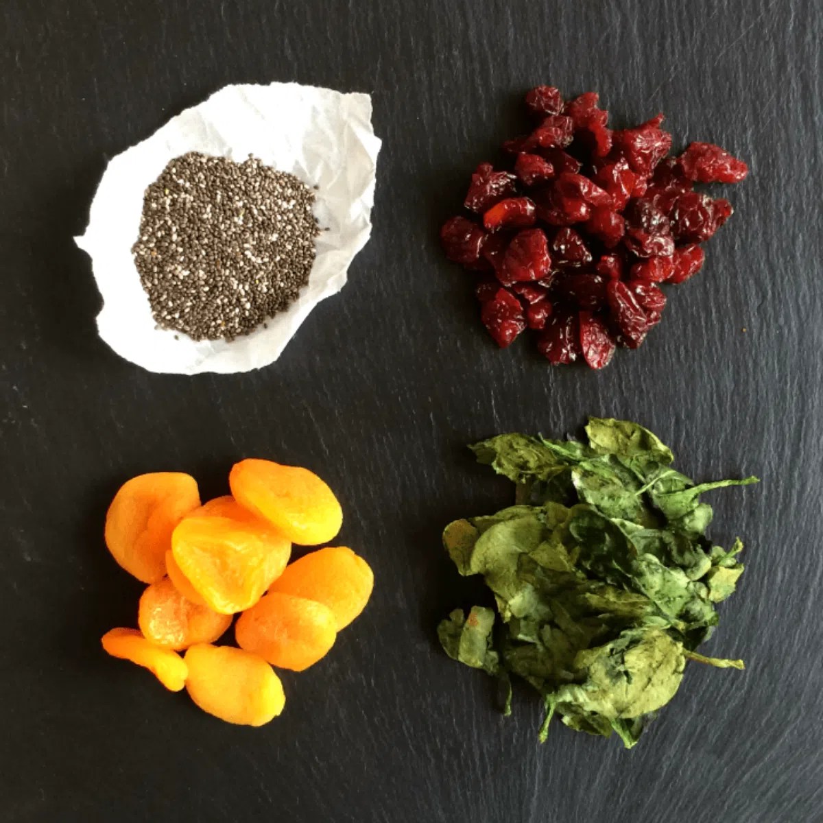 3ingredient Fruit Greens Chia Bars (vegan) powerhungry®