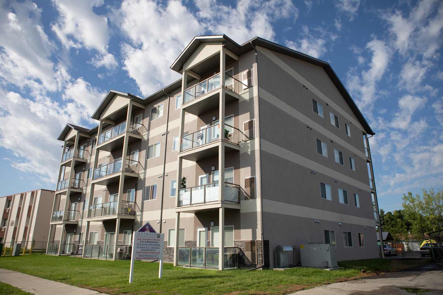 1178 Jefferson Top Electricians Winnipeg MB Powertec Electric Inc.