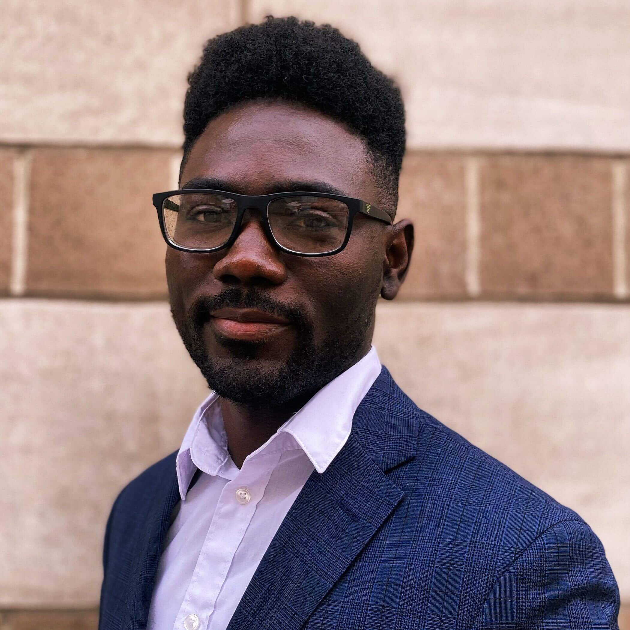 No, Morton Salt and other table salts do not contain sand and glass