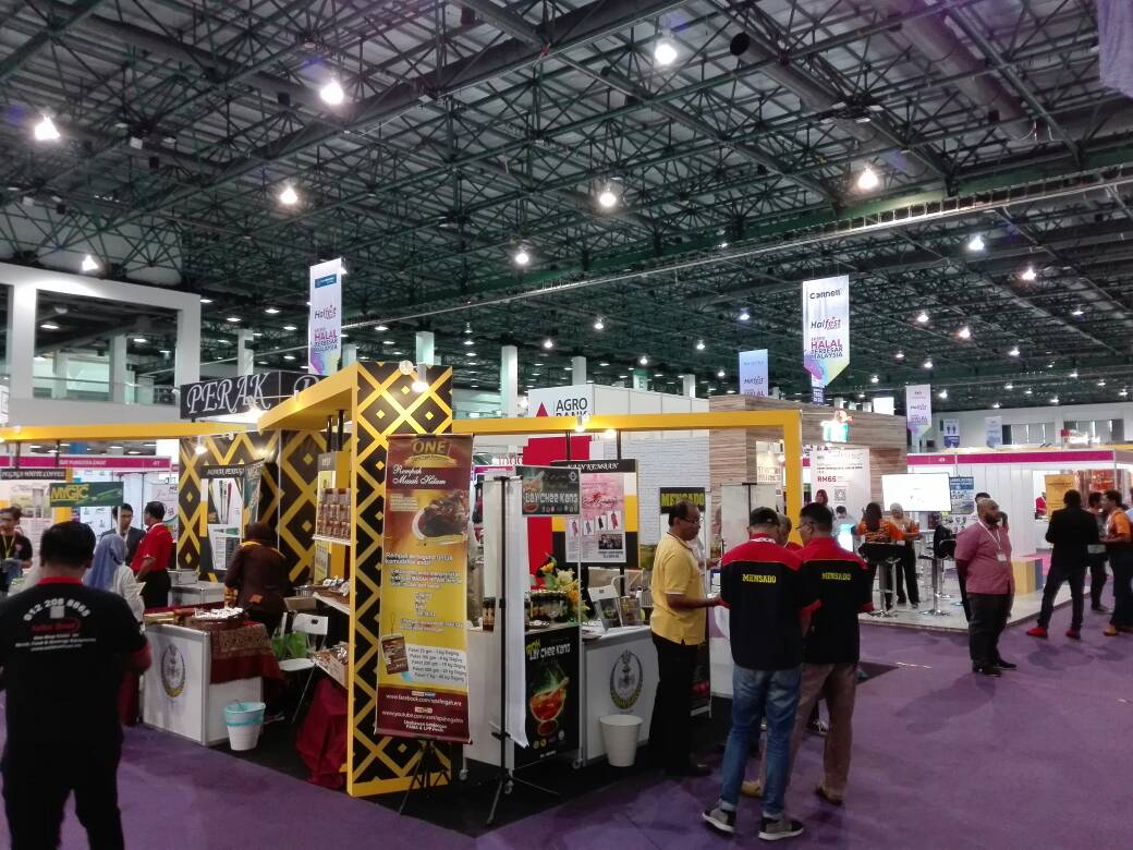 EKSPO KEPENGGUNAAN & PERDAGANGAN HALAL TERBESAR ASEAN