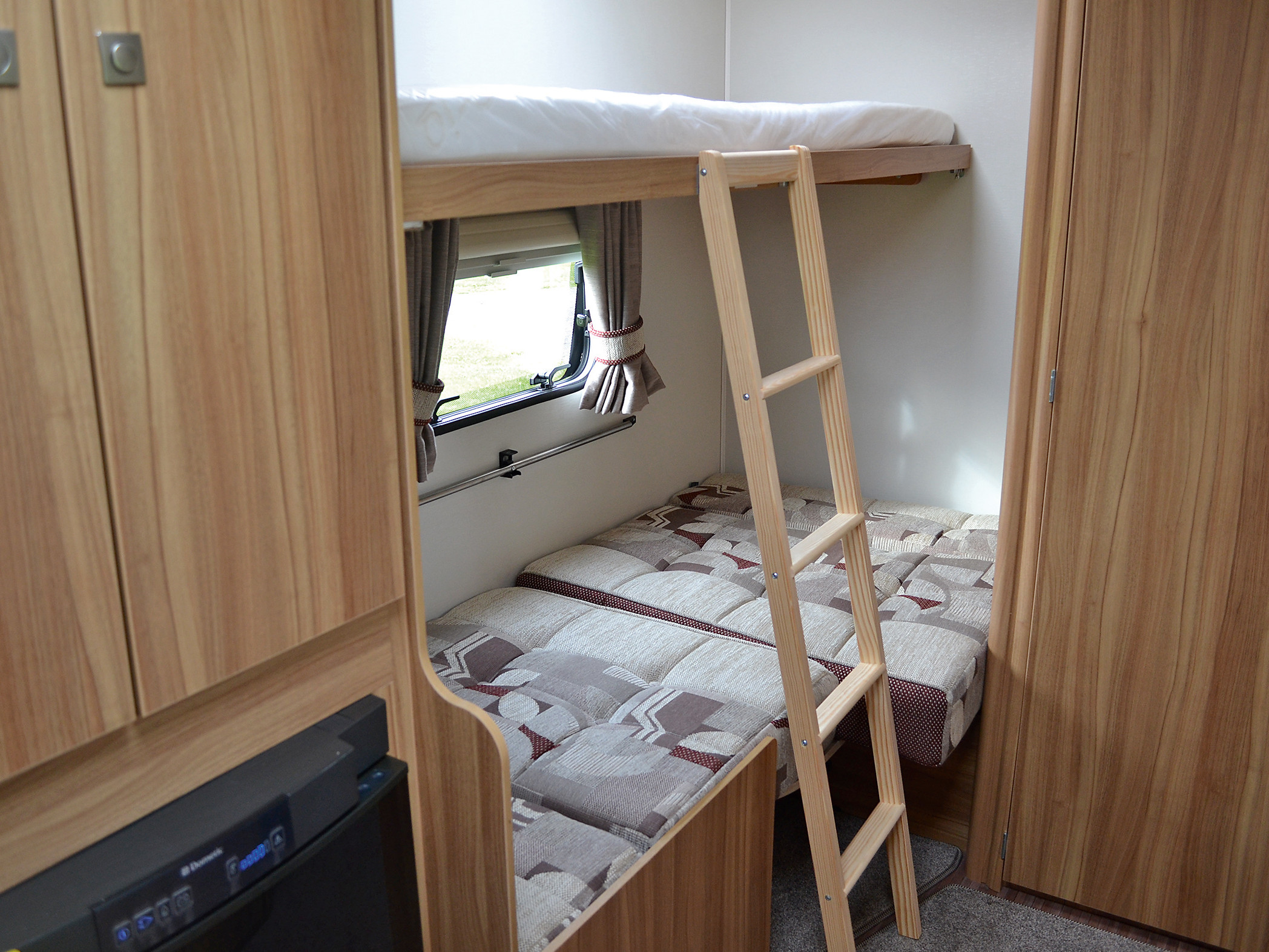 Elddis Sanremo 304 Practical Caravan