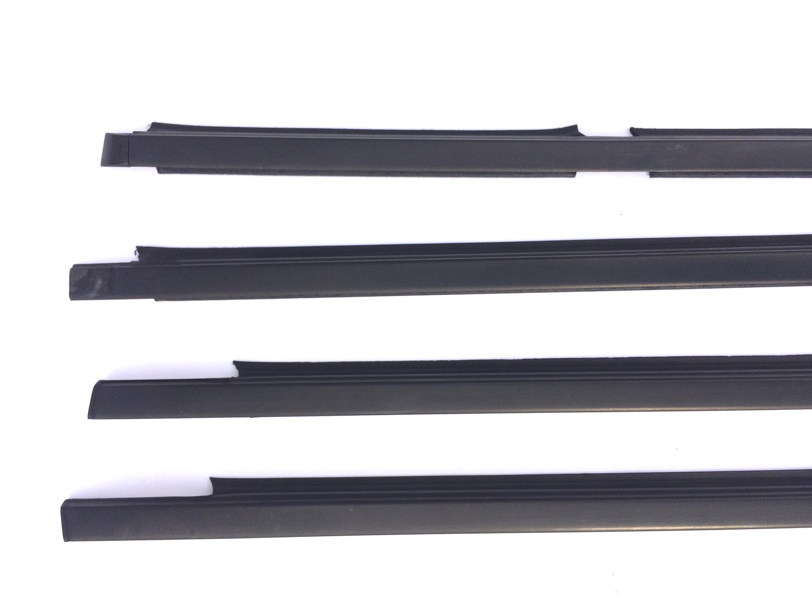 9496 Jeep Grand Cherokee Laredo 4x4 Driver Window Door Rubber Trim