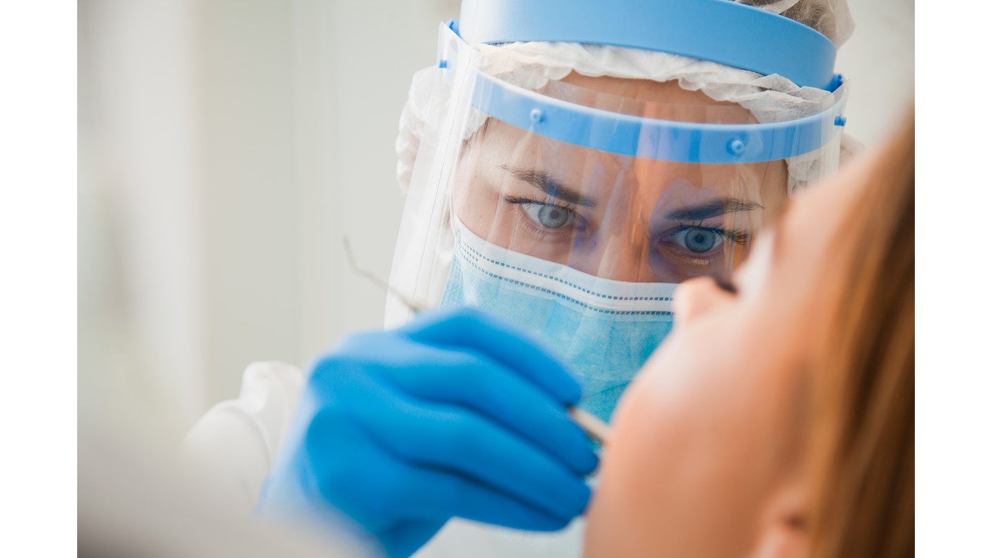 Dentists in Northern Ireland considering pulling NHS Services