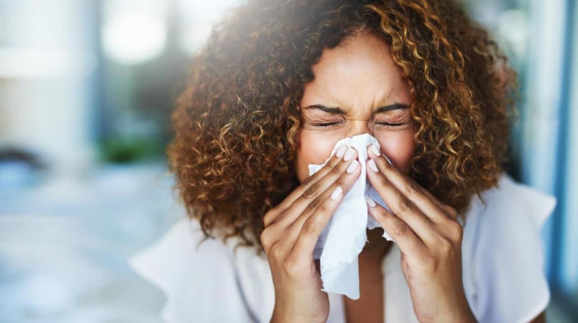 Tips To Reduce/ Stop Sneezing