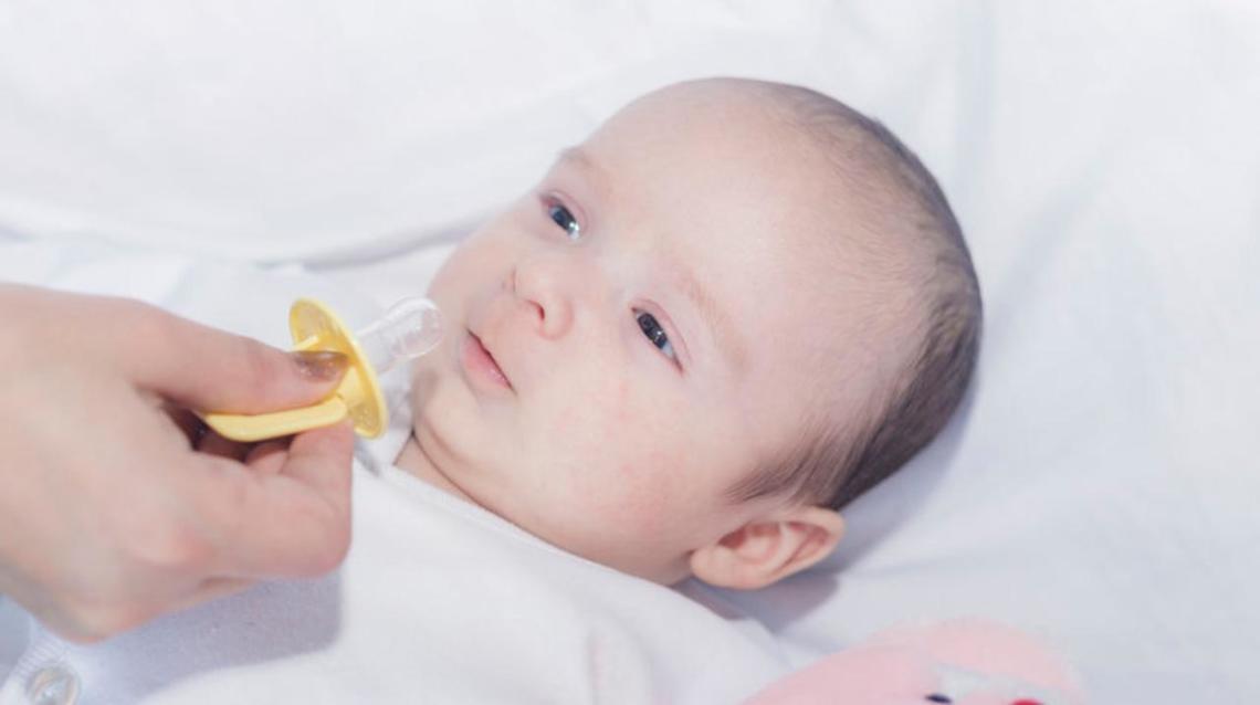 5 Frequently Asked Questions About Baby Pacifiers