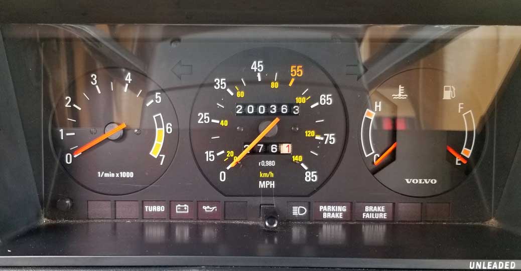 Volvo 240 White Face Gauges (Standard Set)