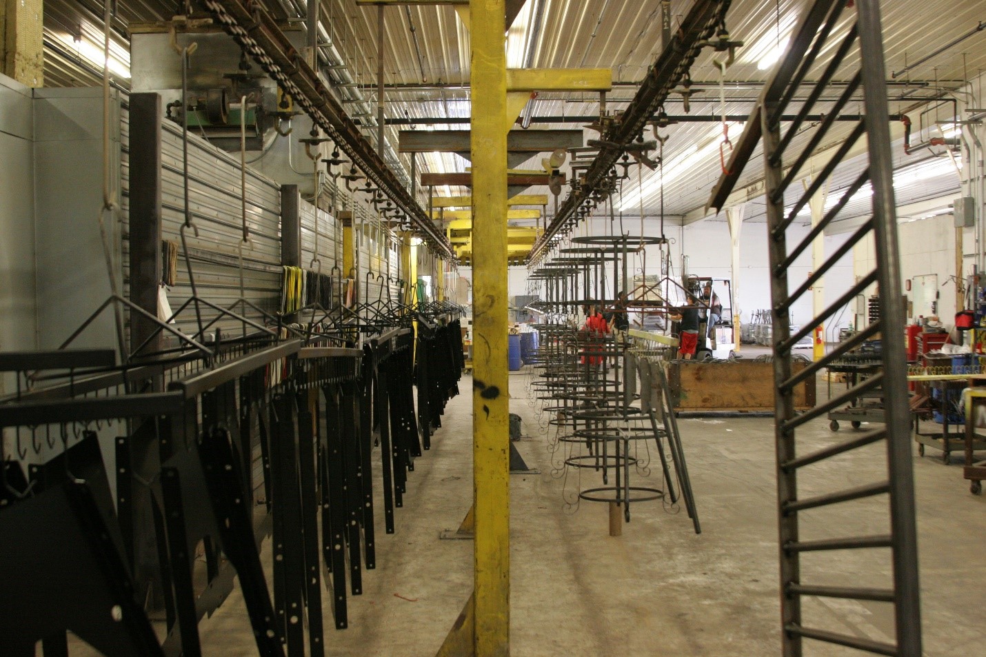 Wet Paint vs. Powder Coat Powder Coating Services