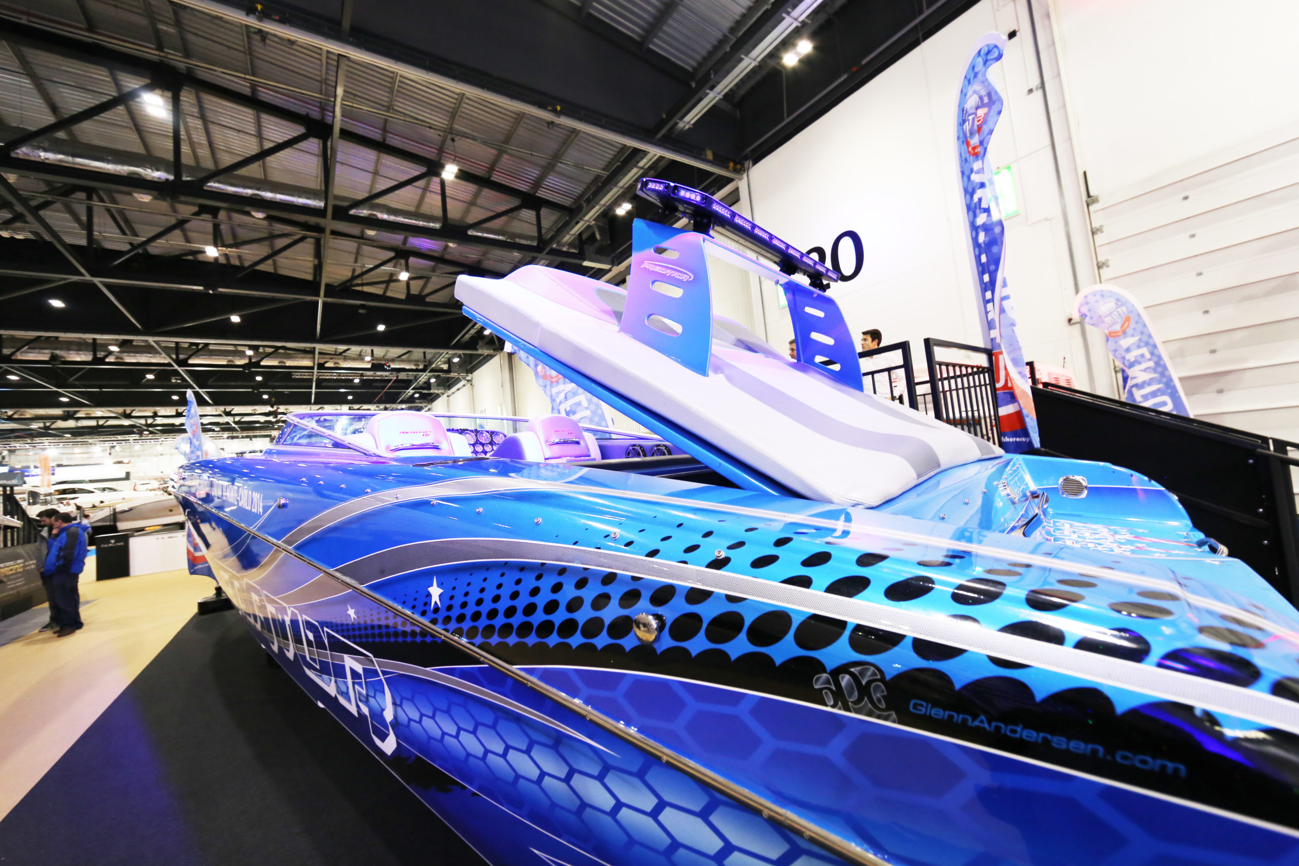 Predator 337-R | Predator Boats