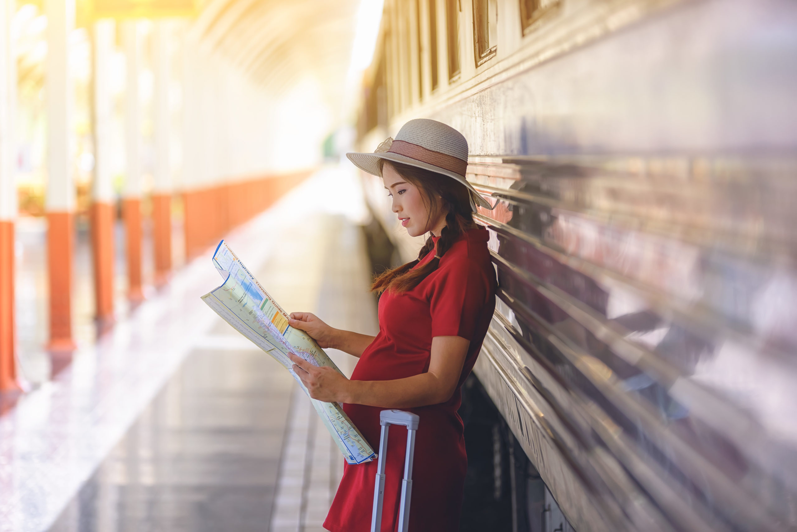 Five tips for safe travels during your pregnancy
