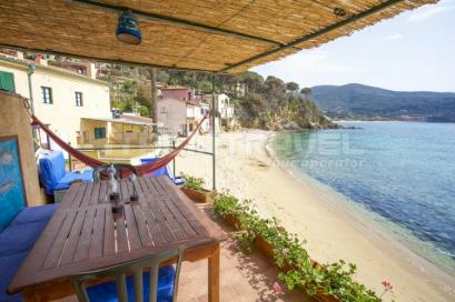 Appartamenti Isola D'elba In Affitto Per Vacanze Estive 272_x_409_jpg