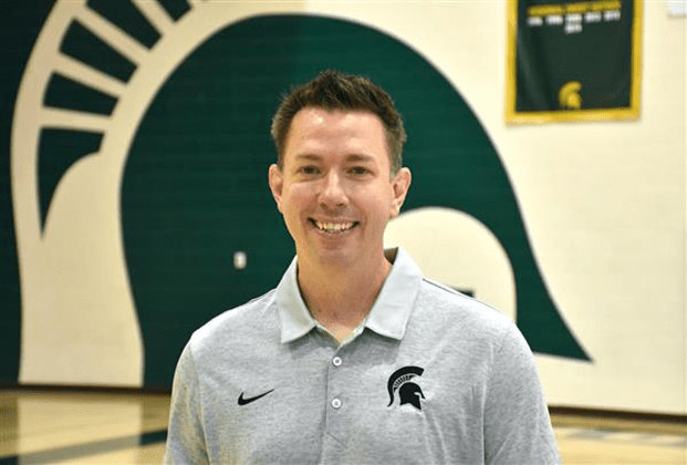 Tyler Davis named Mtn Brook hoops coach