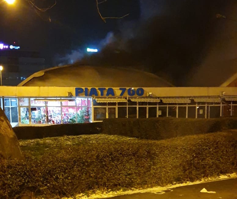 Brediceanu din timişoara, ☎ telefon 0256/494.813 cu păreri şi indicații rutiere. Incendiu In PiaÈ›a 700 Din TimiÈ™oara 30 De Pompieri Cu Opt MaÈ™ini Au Intervenit De UrgenÈ›Äƒ