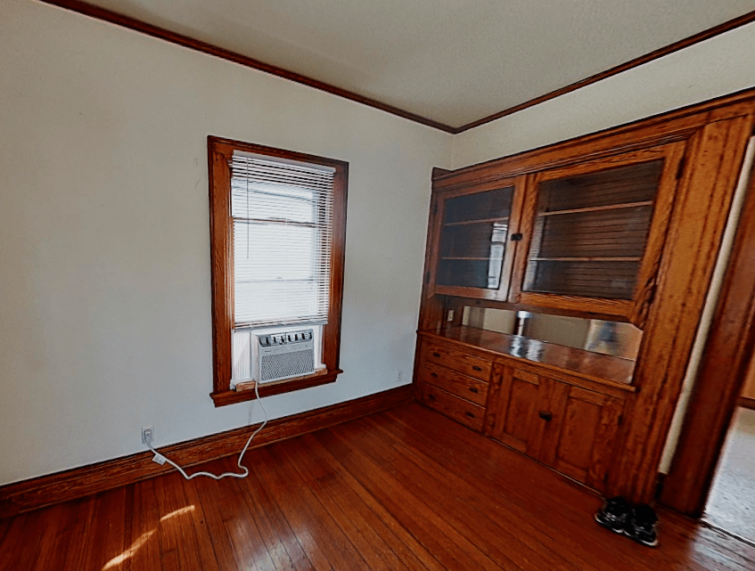 Prestige Properties, LLC 903 Iowa Ave House (4BA/2BA)