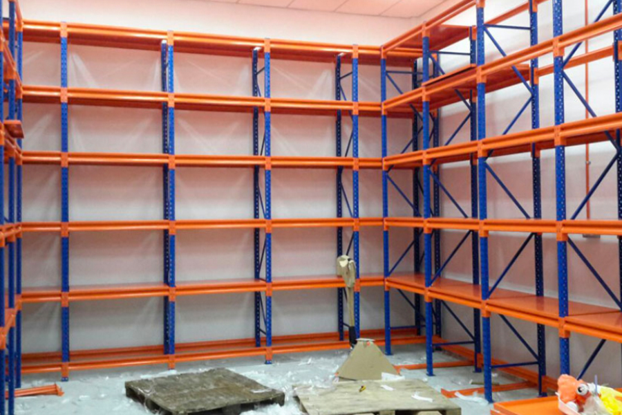 How Are Storage Racks Best for Warehouse Usage?