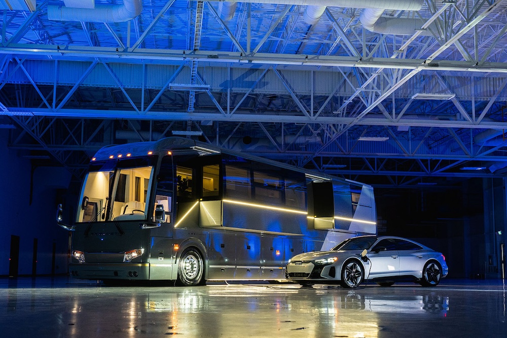2024 Prevost Loki H3-45 Quad Slide # 1190