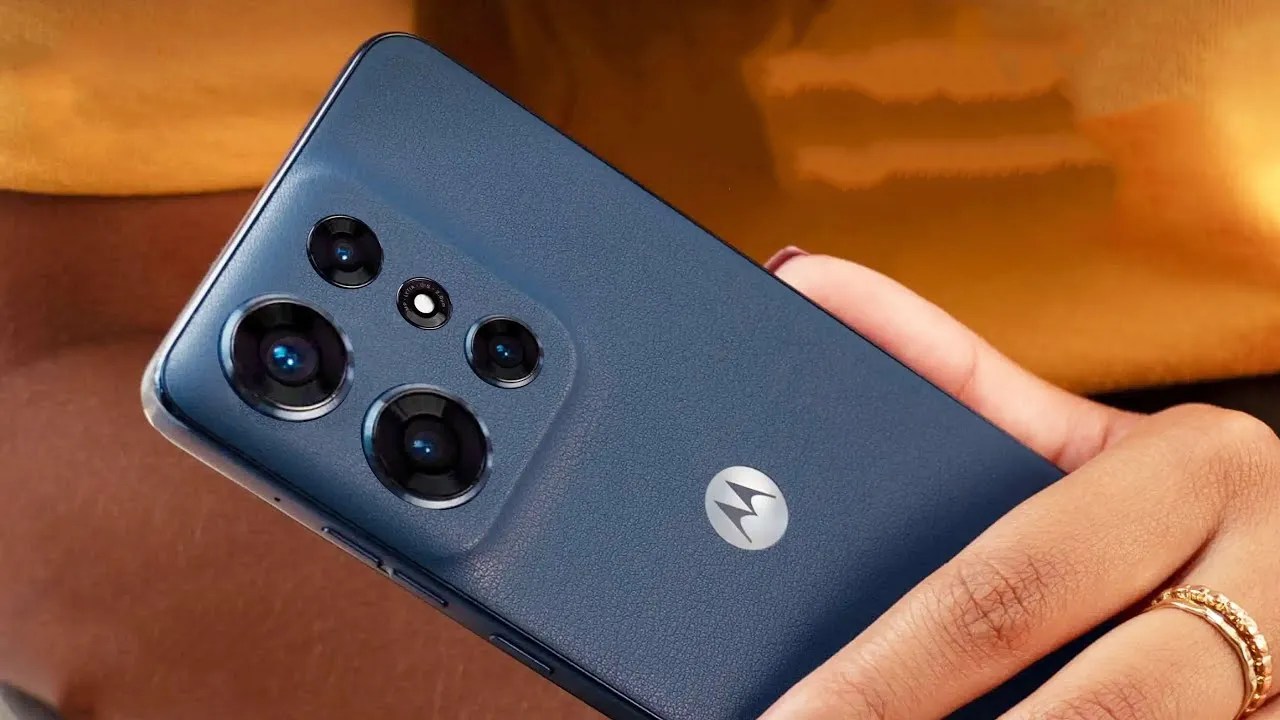 Motorola Edge 70 Ultra Renders Leak — The JawDropping Design Everyone