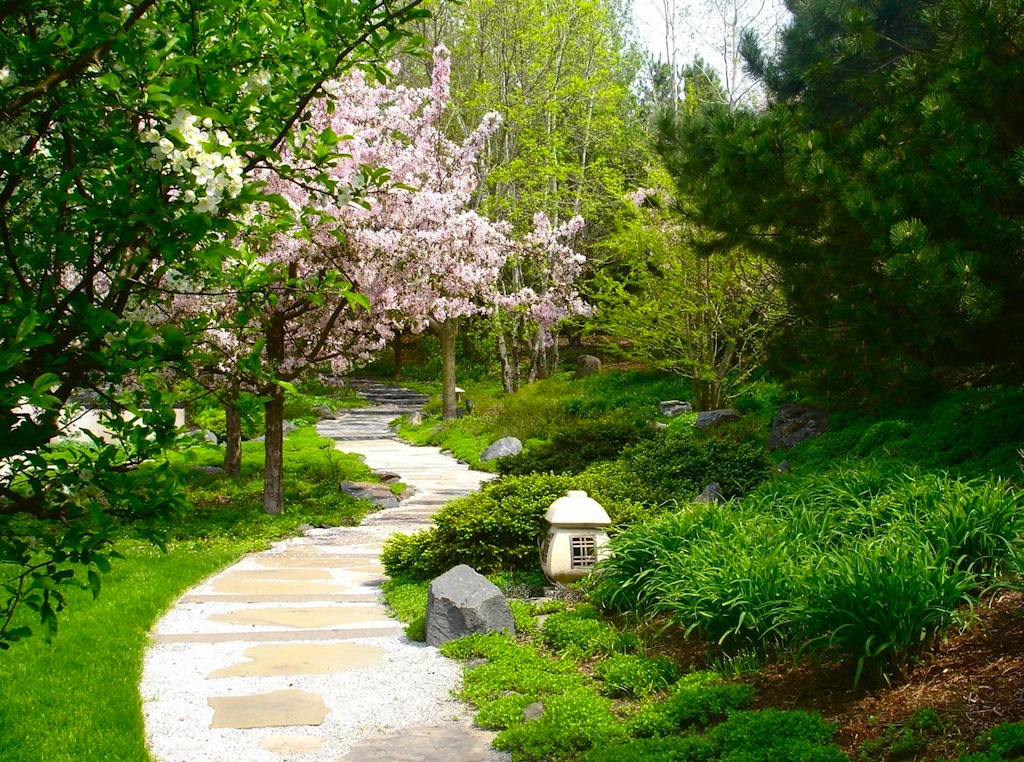 Woodgate Estate 7,900,000 Pricey Pads