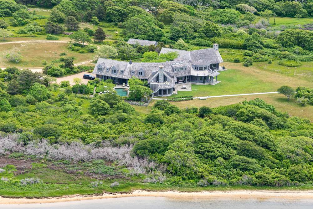 29Acre Martha's Vineyard Family Estate For 22.5Million (PHOTOS