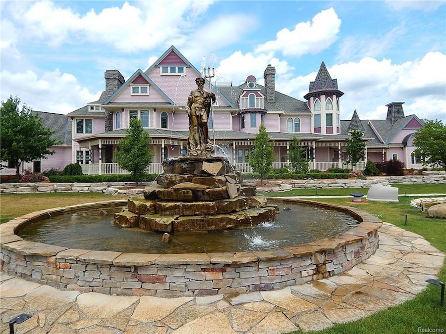 15,000 Sq. Ft. Victorian Mansion Featured On MTV Teen Cribs Lists For