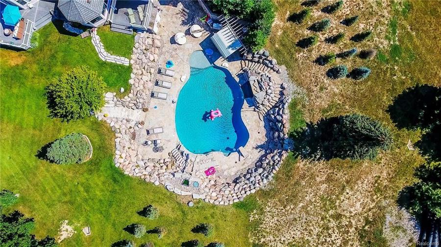 15,000 Sq. Ft. Victorian Mansion Featured On MTV Teen Cribs Lists For