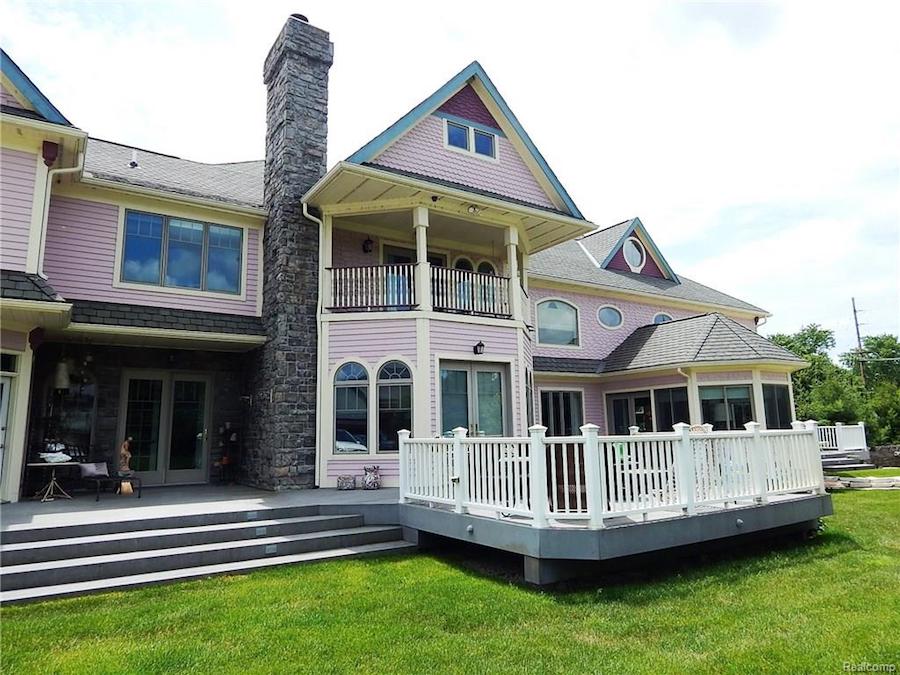 15,000 Sq. Ft. Victorian Mansion Featured On MTV Teen Cribs Lists For