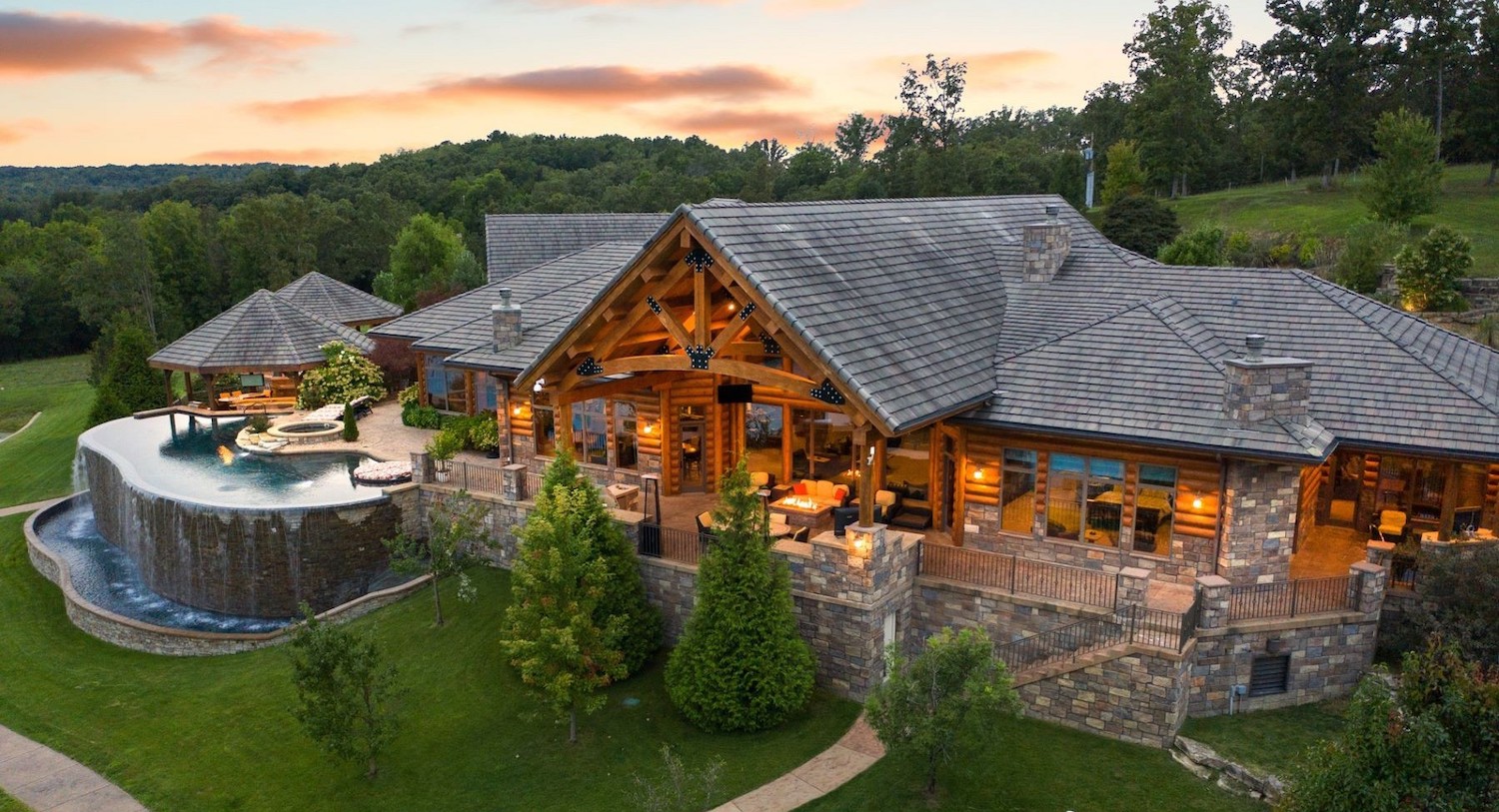 825 Acre Horse Power Ranch Seeks 13.5M in Brumley, Missouri (PHOTOS