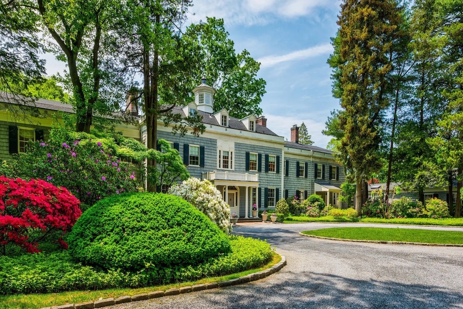 1918 Matinecock Country Estate Asks 5.75M in Locust Valley, NY