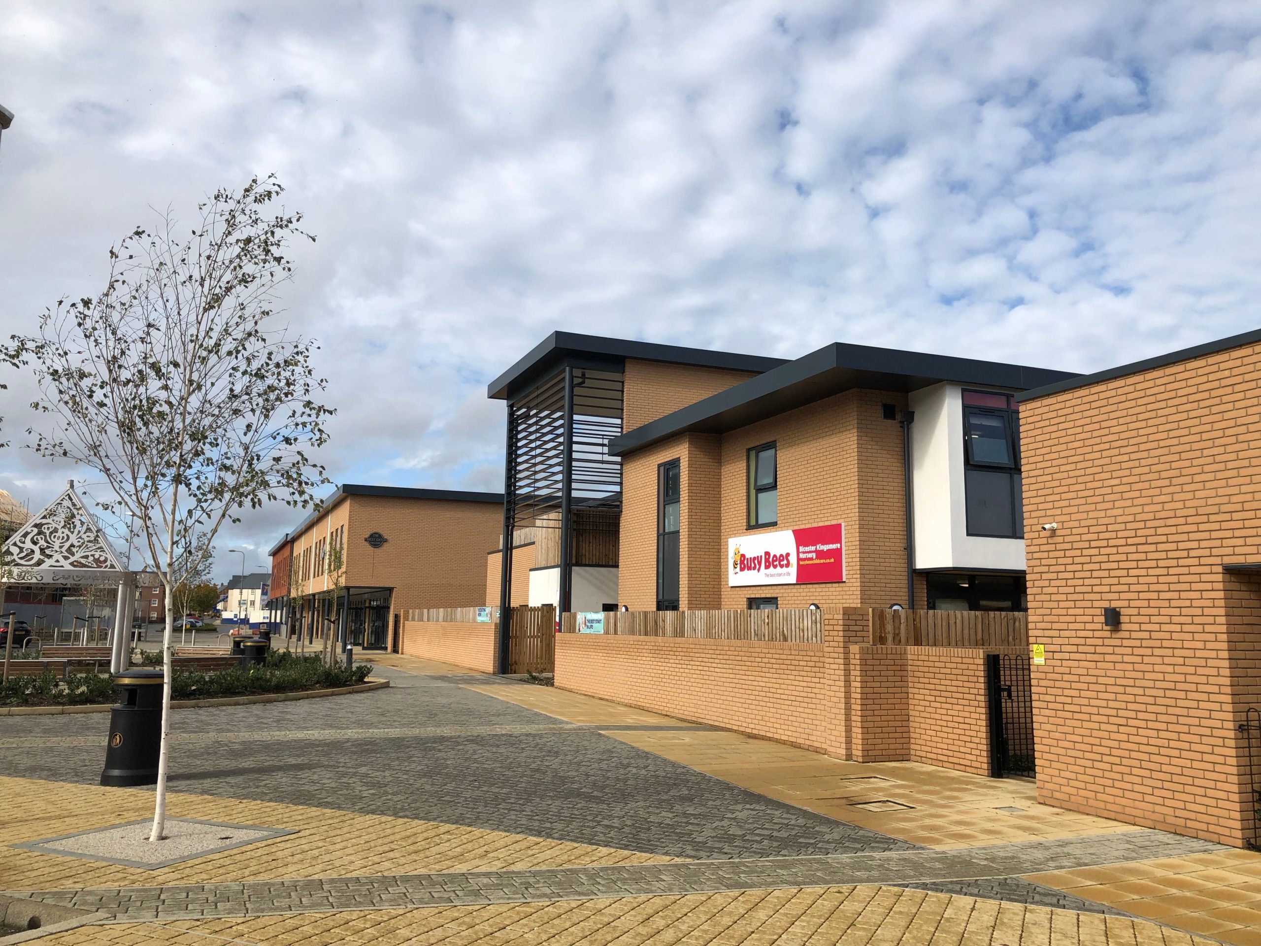 Coop Food, Busy Bees Nursery, Domino's, 4 Shops & 9 Flats, Bicester