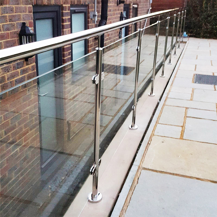 Fnished Stainless Steel Post Glass Railing