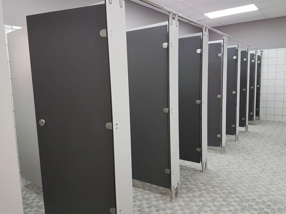 Commercial public toilet partitions with hardware