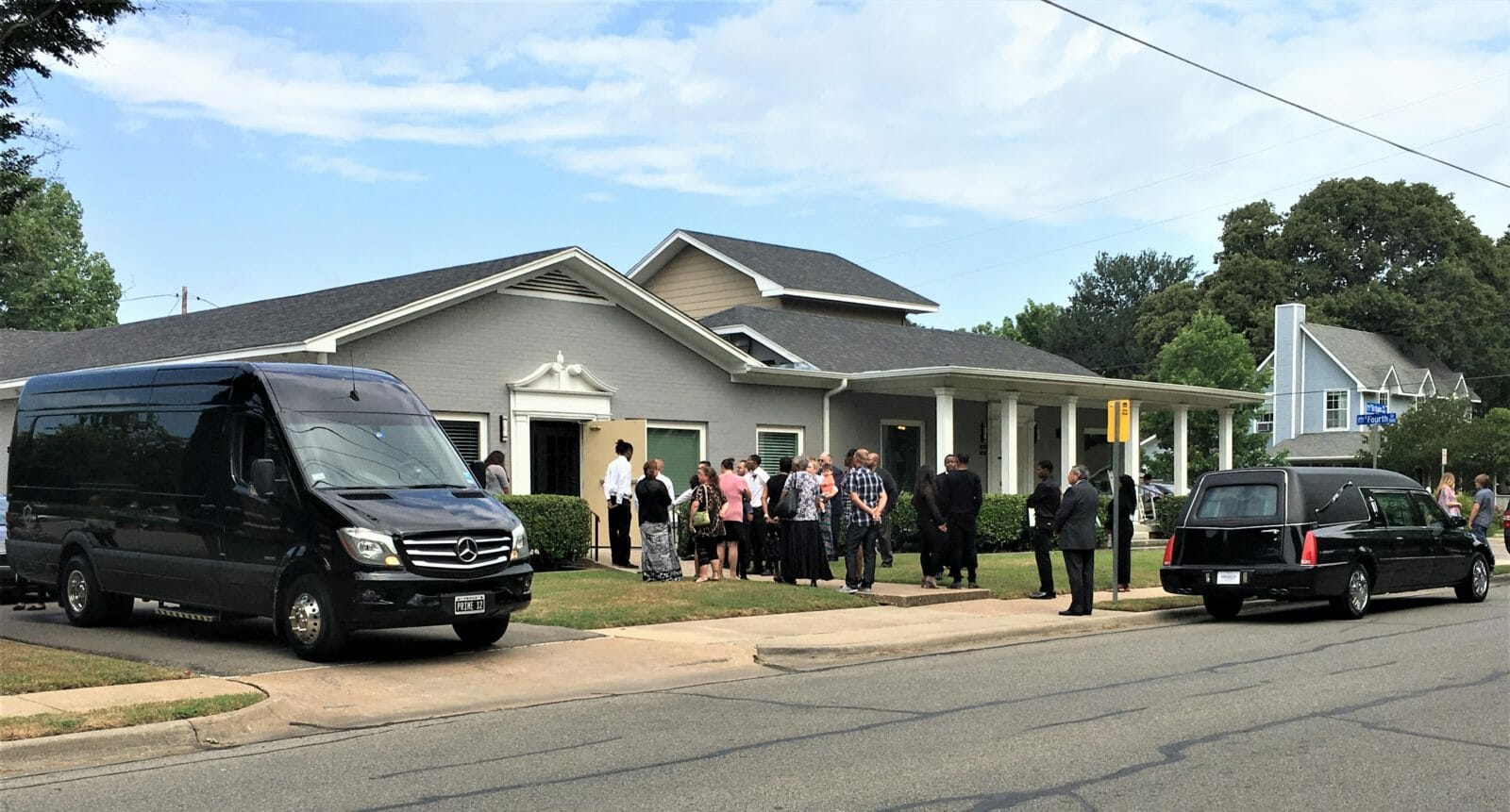 Funeral Transportation Services for Guests and Family