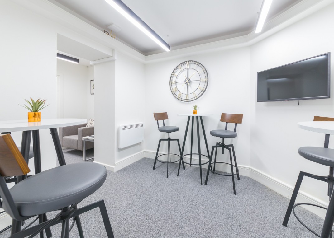 Flexible Managed In Red Lion Square, Holborn, WC1R 4QH From £400
