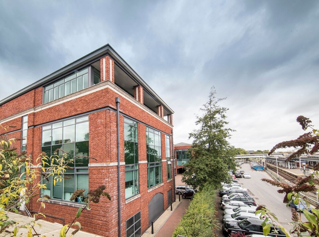 Serviced Offices In Farnham Road, Guildford, GU2 4RG From £350