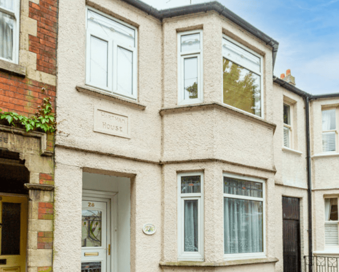 5 bed HMO only 1 hour from London Prime Property Agents