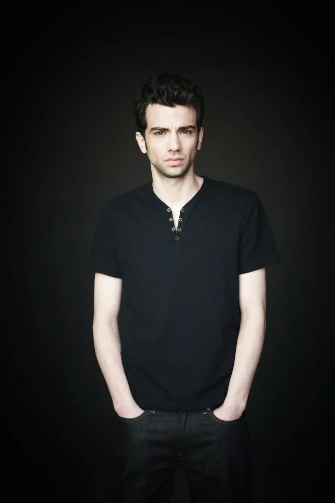 Jay Baruchel Biography, Height, Weight, Age, Movies, Wife, Family