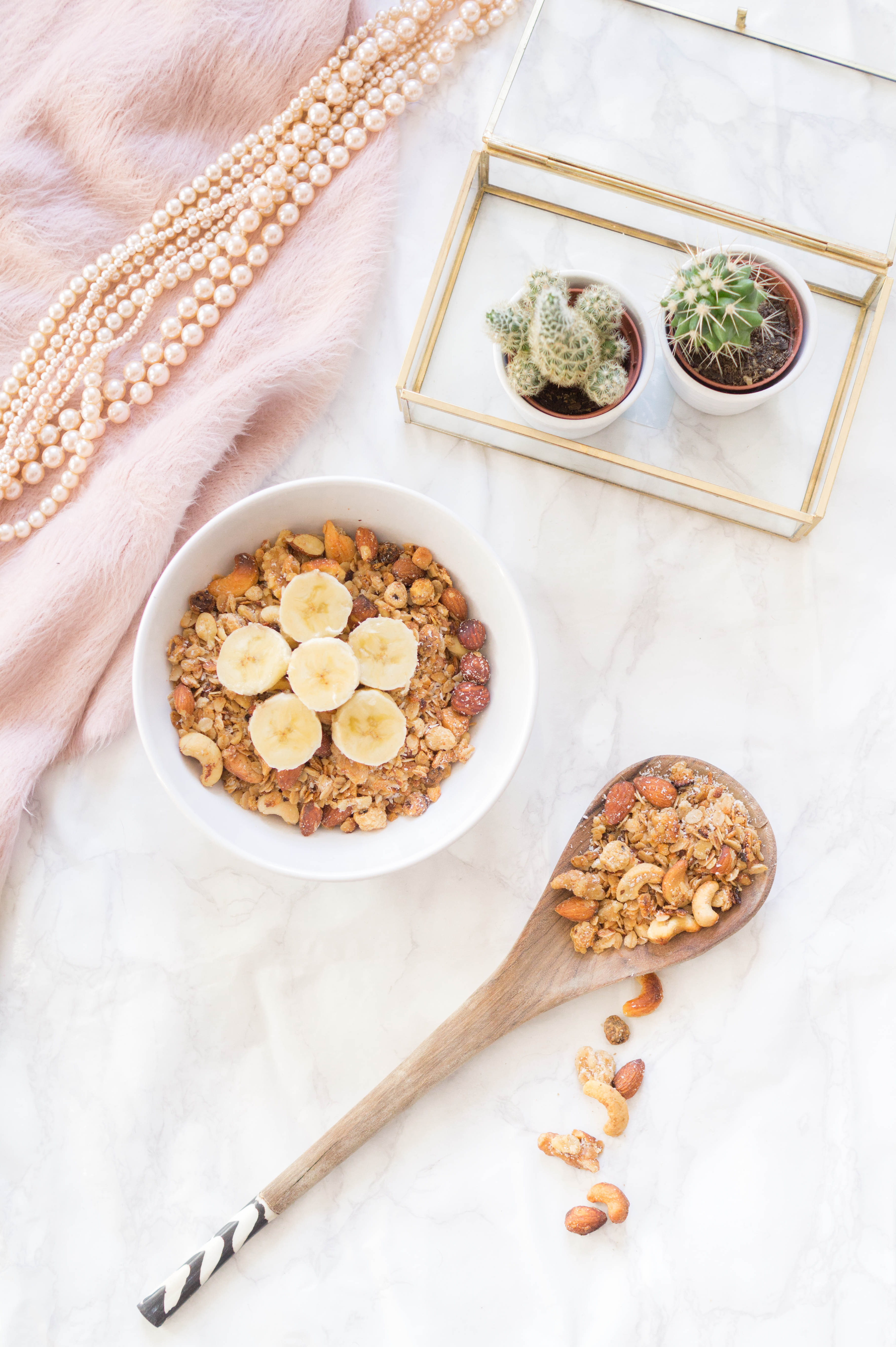 Recipe Vegan Nut Granola with Coconut and Oats (Quick & Simple!) Primetime Chaos