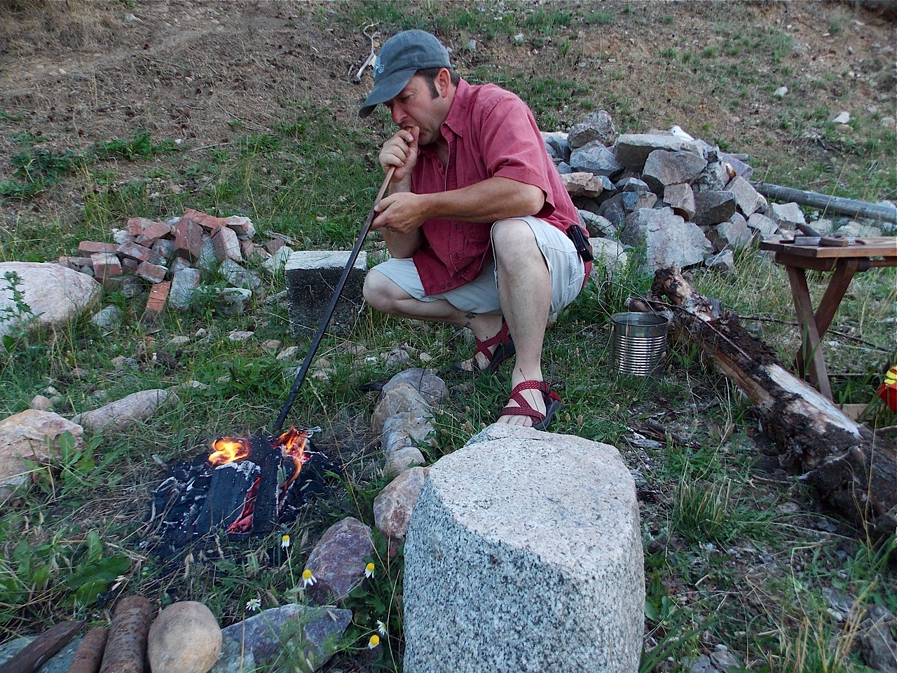 Blacksmithing fun, basic, and primitive, for the beginner novice. noob