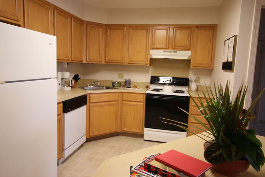 Apartments in Lowell MA CARLTON PLACE Princeton Properties
